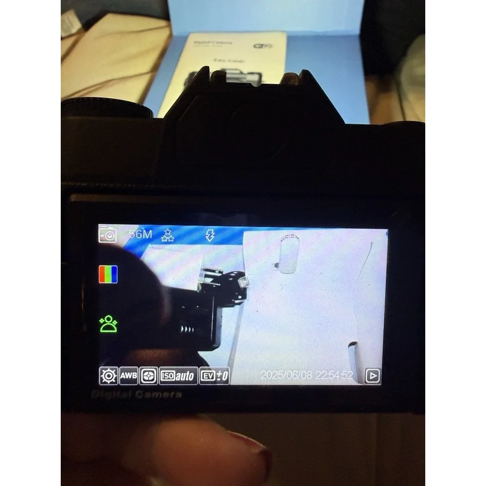 4K Ultra HD 56MP Digital Camera 3' Screen 16X Zoom 32GB Card 2 Batteries New